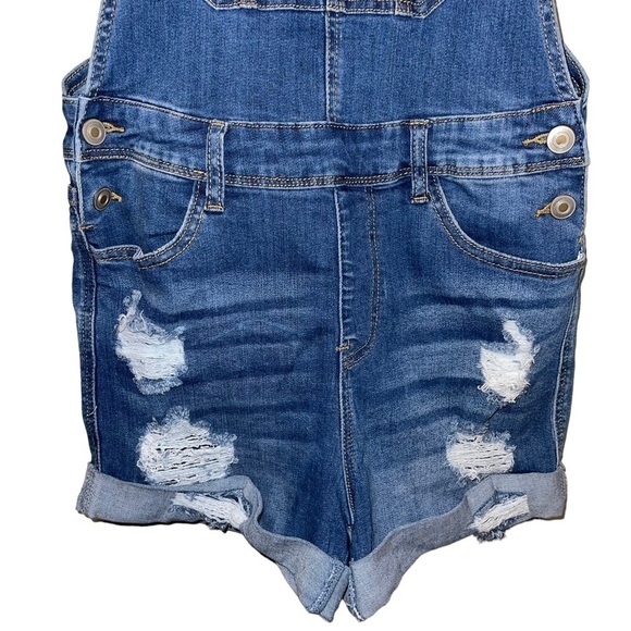 Rue 21 Woman Short Size 12 - Picture 4 of 7